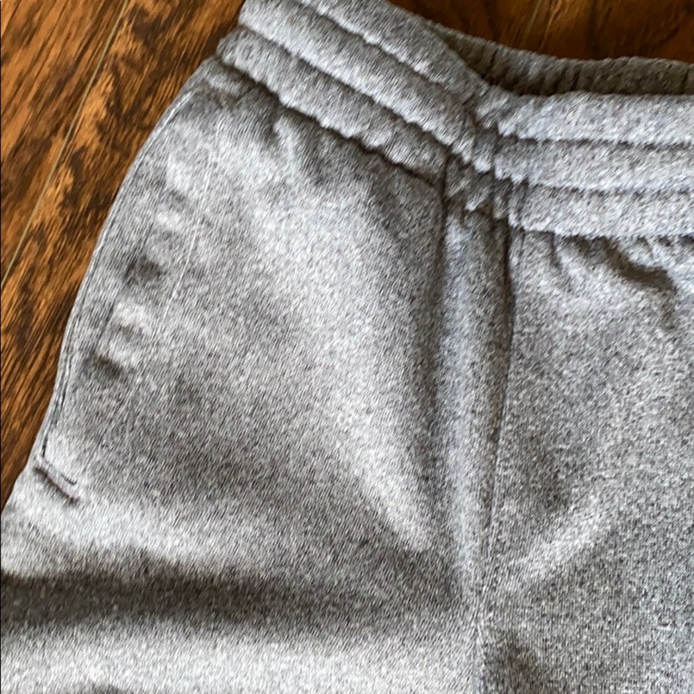 Old Navy boys athletic pants - Picture 2 of 6
